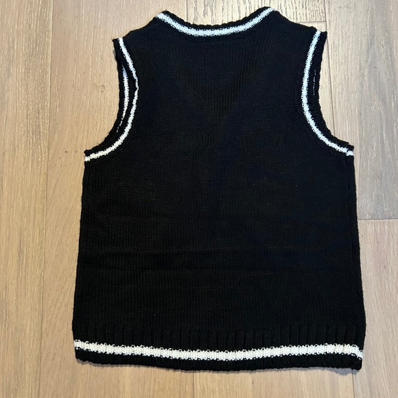 Little Lad Black Sweater Vest with Christmas Tree Motif Size 5 Preppy ~ Holiday! - Picture 2 of 3
